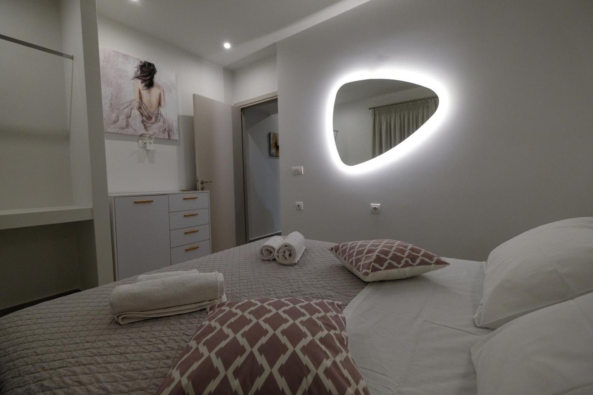 Rhodes Retreat: Modern Comfort In Serene Luxury Rhodes City Exterior foto